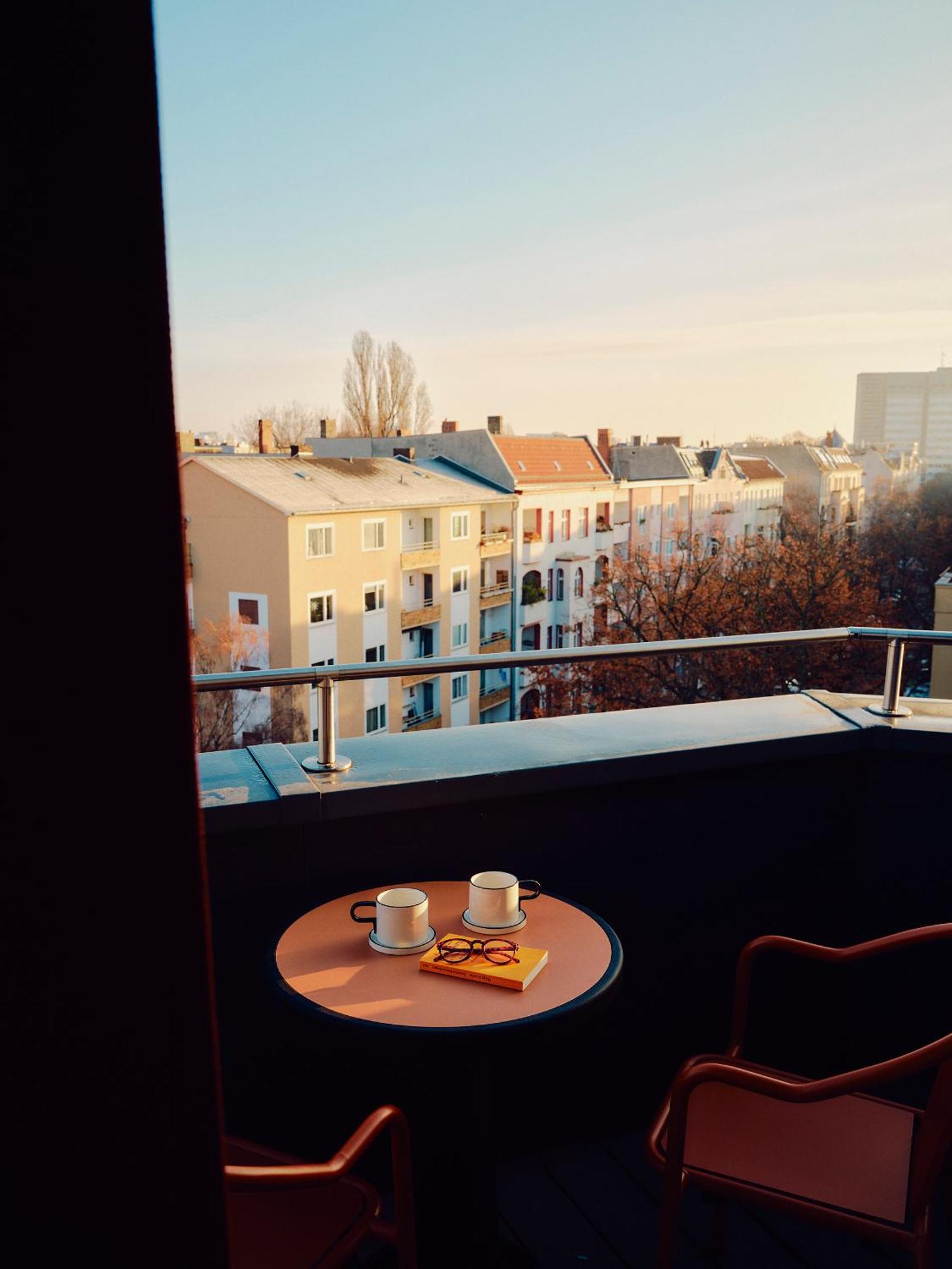 The Balcony Suite,1742605865:JPEG